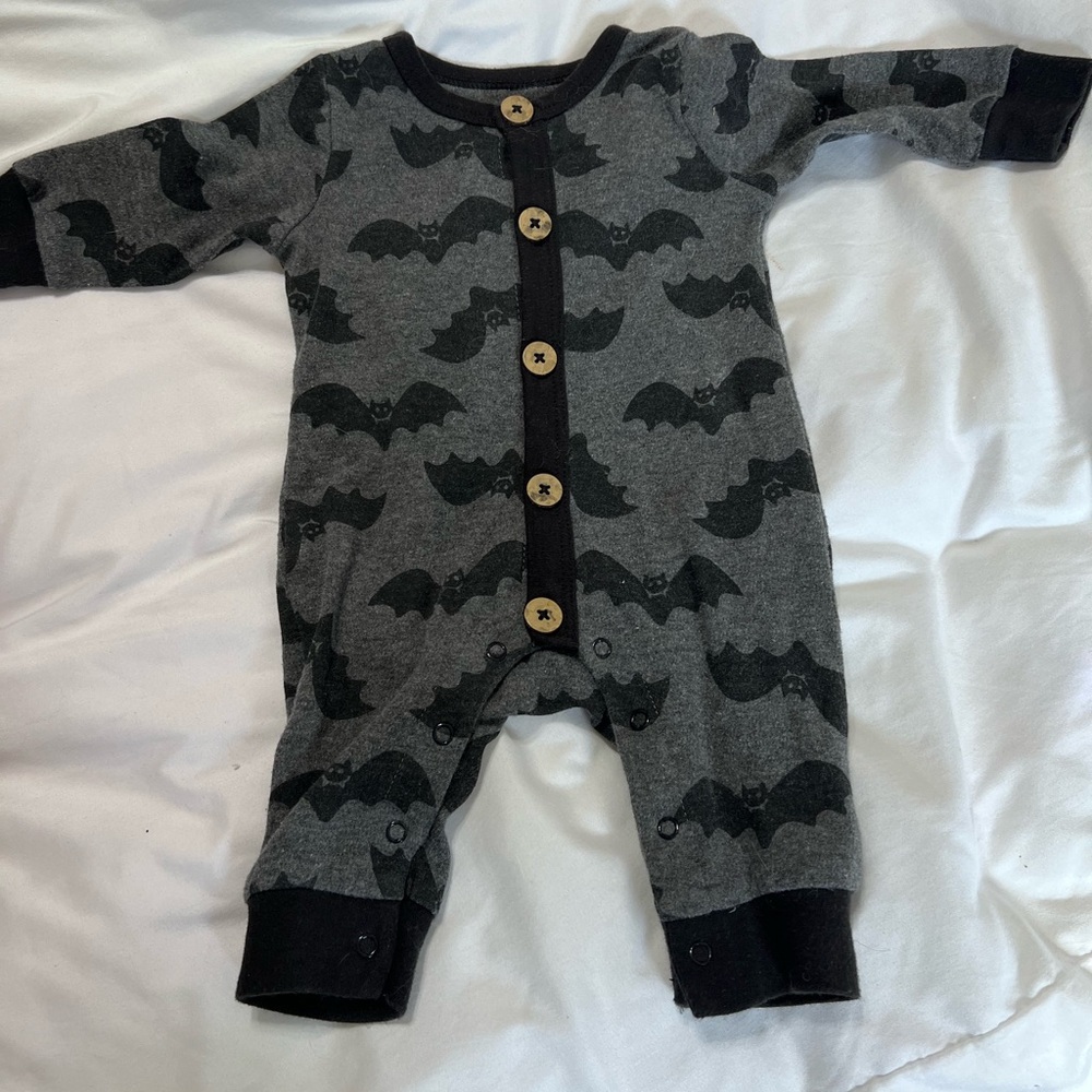 Large multiple items Halloween bundle 3+ months